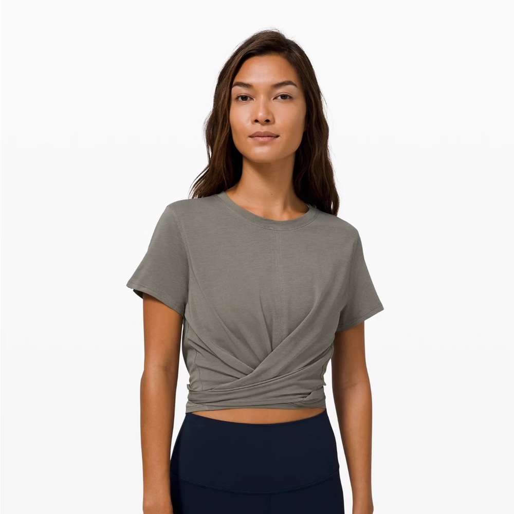 NWT Lululemon Time to Restore short sleeve top